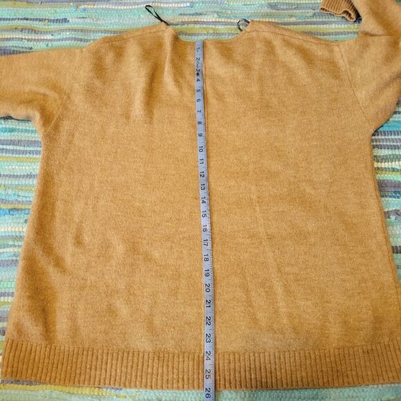 H&M Ladies V-neck Pullover Oversized Long Length Brown Sweater Top Large - Picture 7 of 12